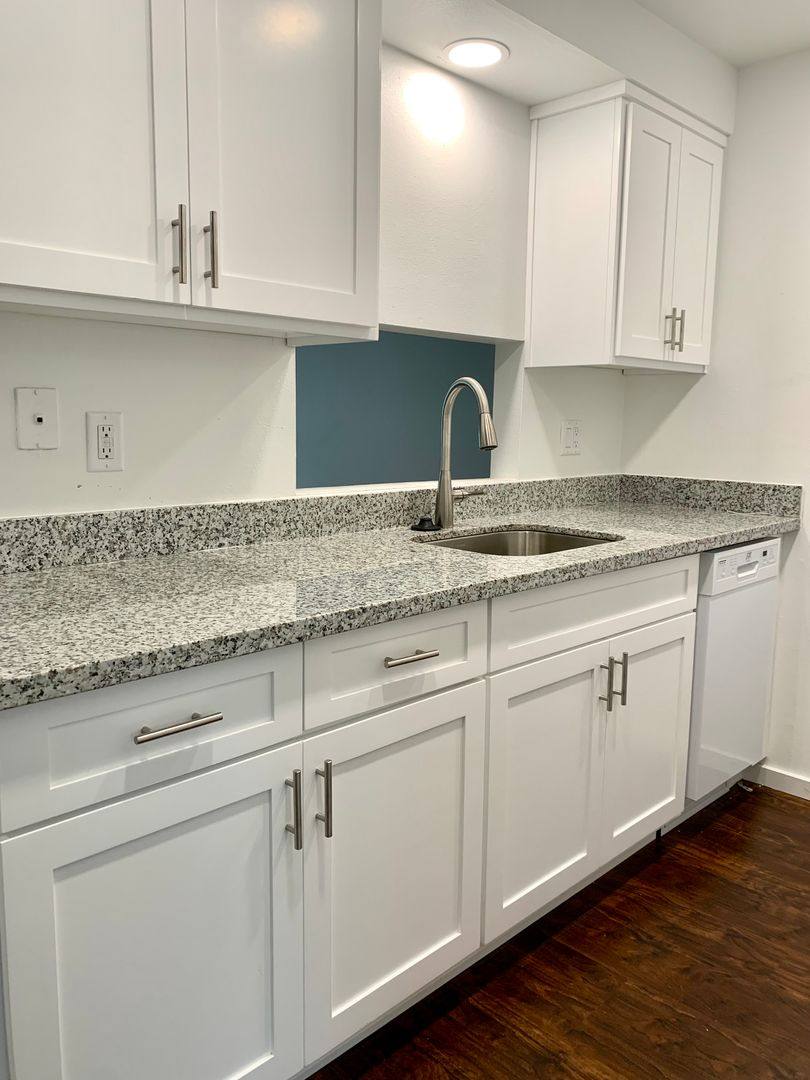 Apartment for rent at 1010 - 1040 Lansford Dr SE, Salem, OR 97302