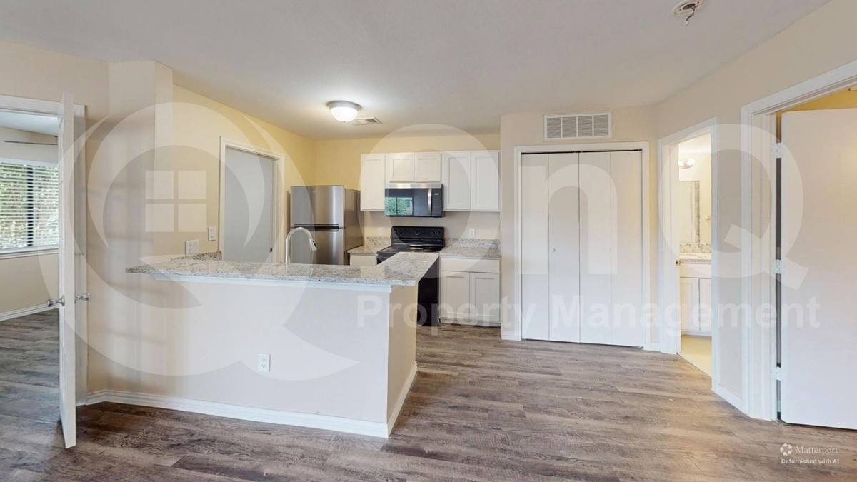 Condo for rent at 9837 Walnut St #103, Dallas, TX 75243
