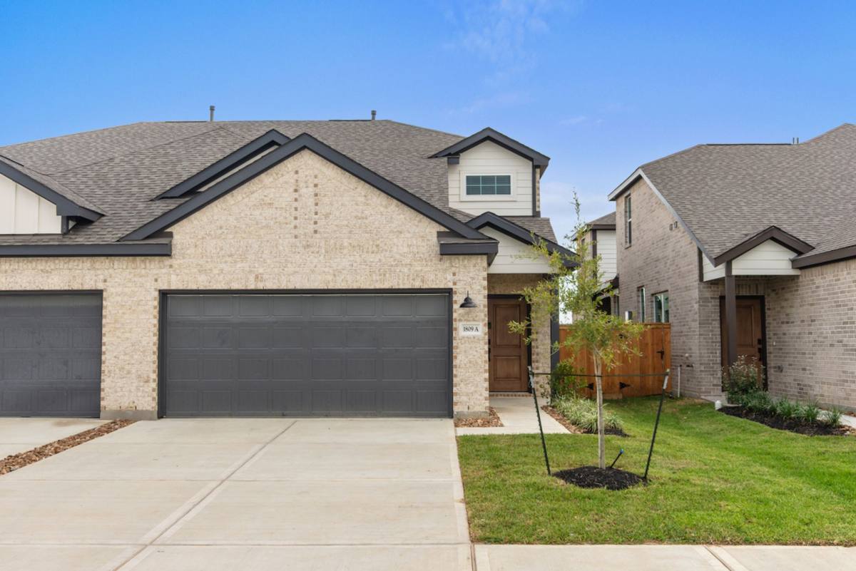 Townhouse for rent at 1789 N Peach Creek Dr #A, Dayton, TX 77535