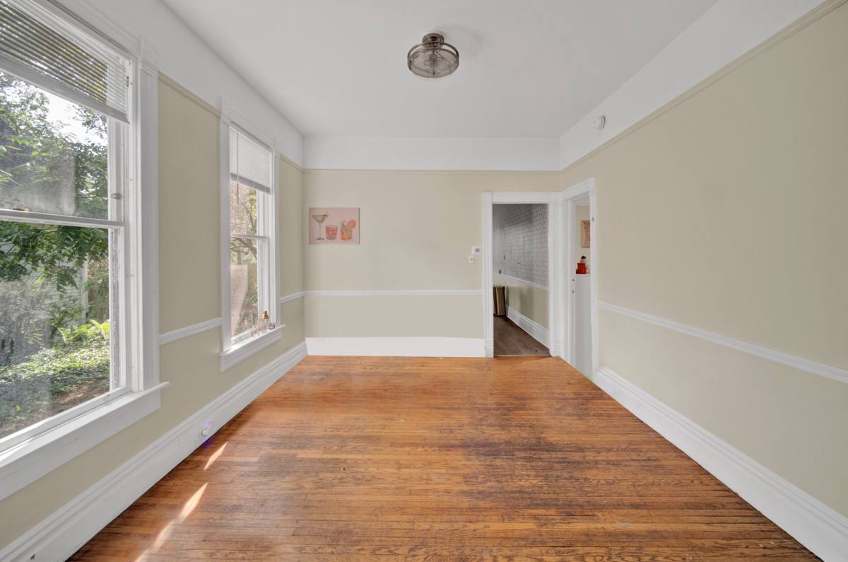 Apartment for rent at 2142 Maple Ave, Evanston, IL 60201