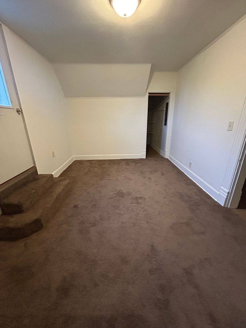 Apartment for rent at 1512 Market St, La Crosse, WI 54601