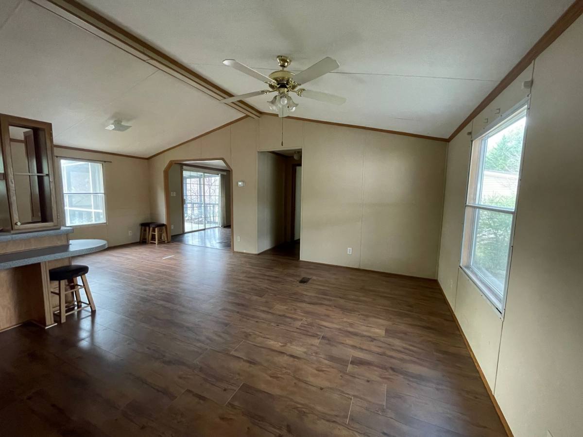 Apartment for rent at 3602 Wellington Lane, Louisville, TN 37777