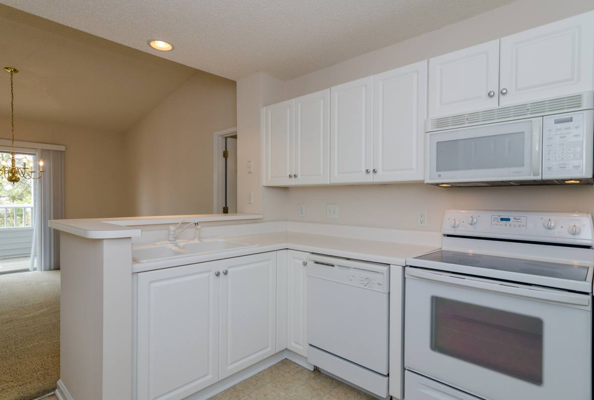 Condo for rent at 4140 Breezewood Dr, Wilmington, NC 28412
