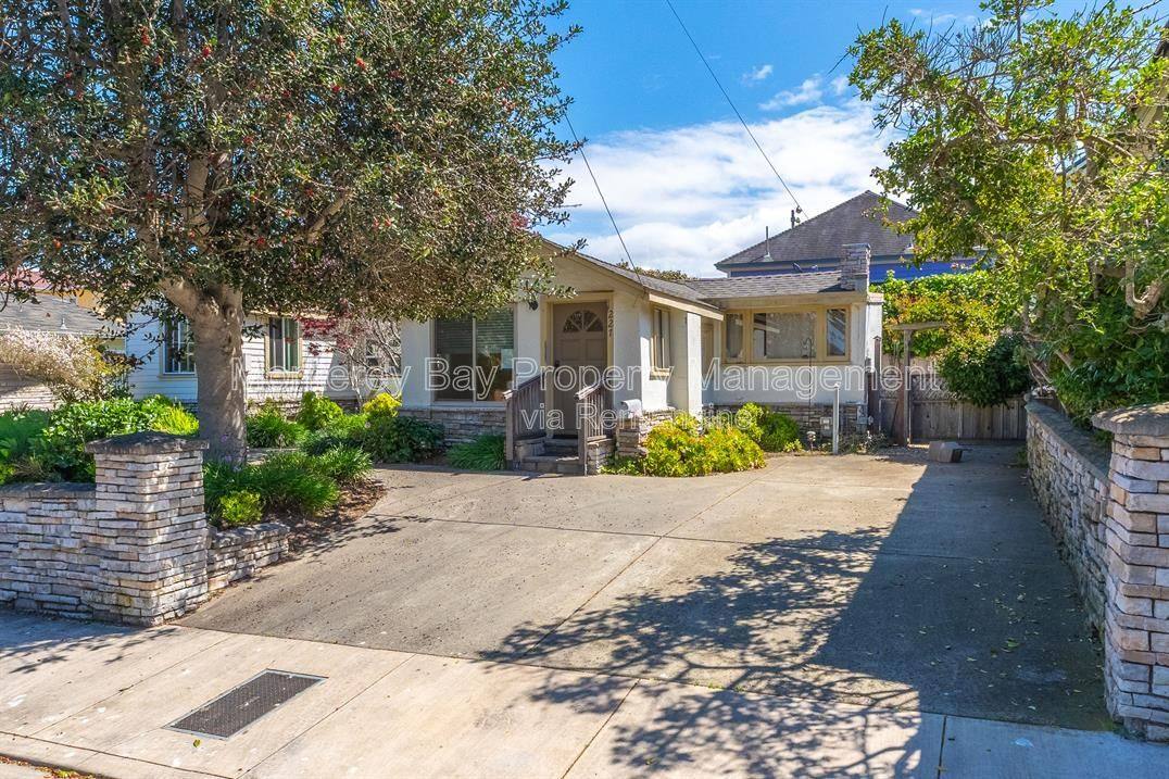 House for rent at 227 18th St, Pacific Grove, CA 93950