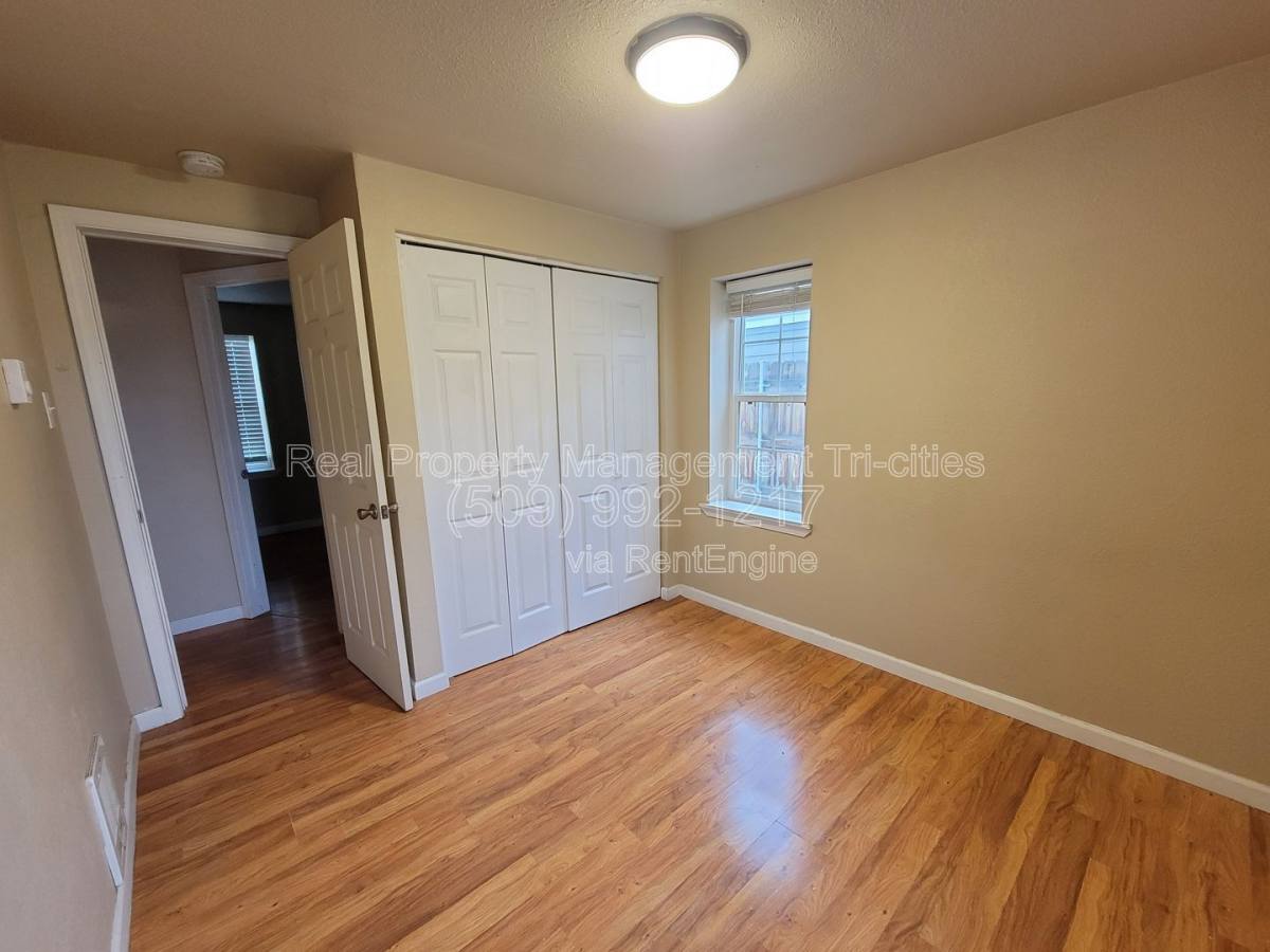 House for rent at 1124 E 7th Ave, Kennewick, WA 99336