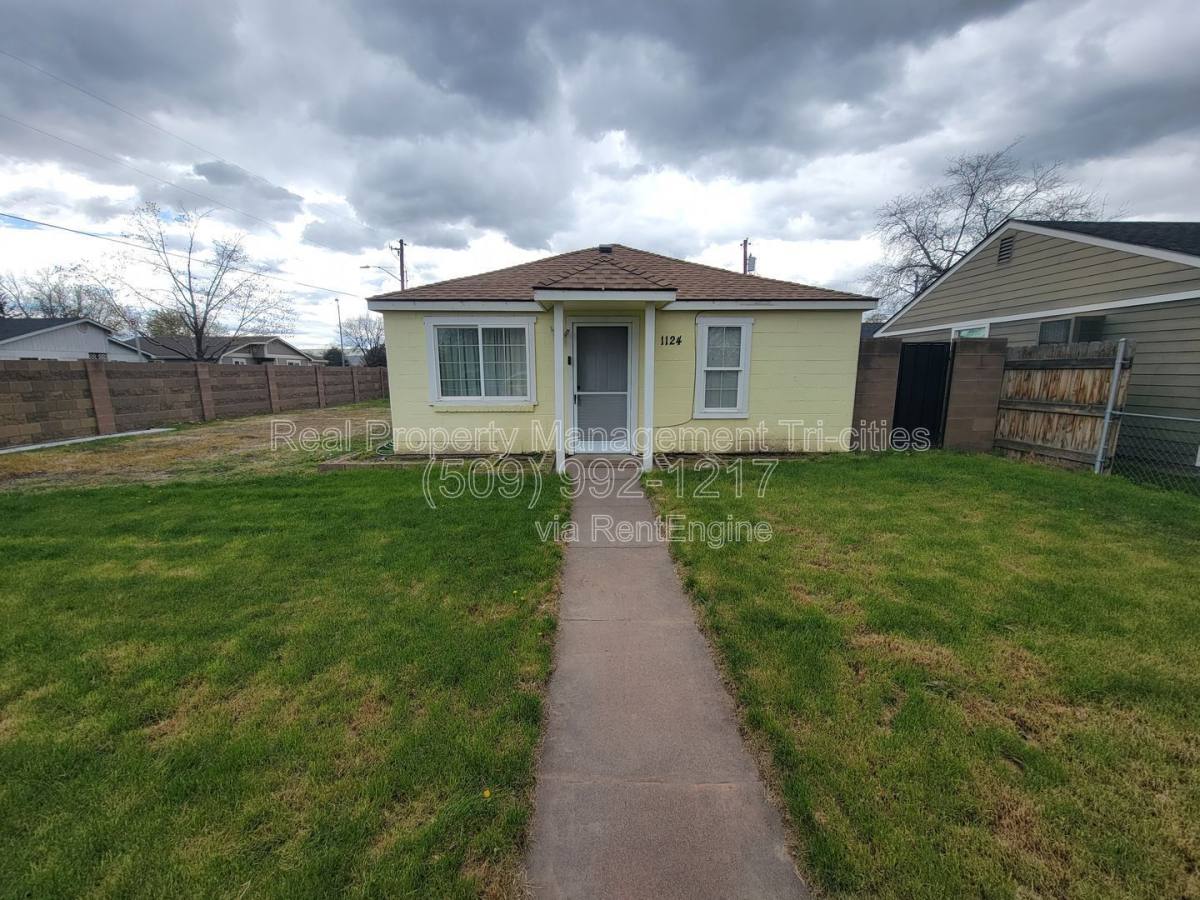 House for rent at 1124 E 7th Ave, Kennewick, WA 99336