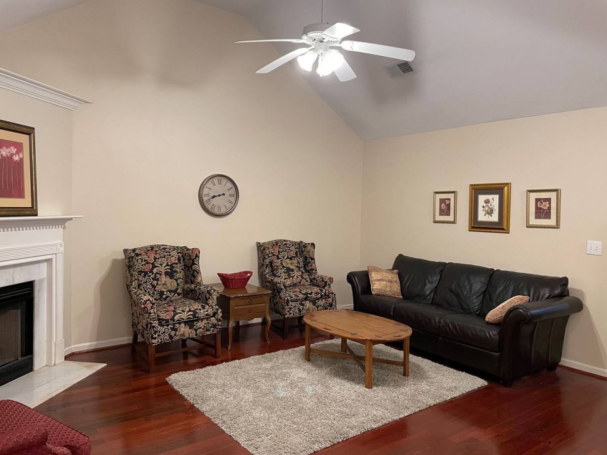 Townhouse for rent at 126 Hayesbury Court, Pelham, AL 35124