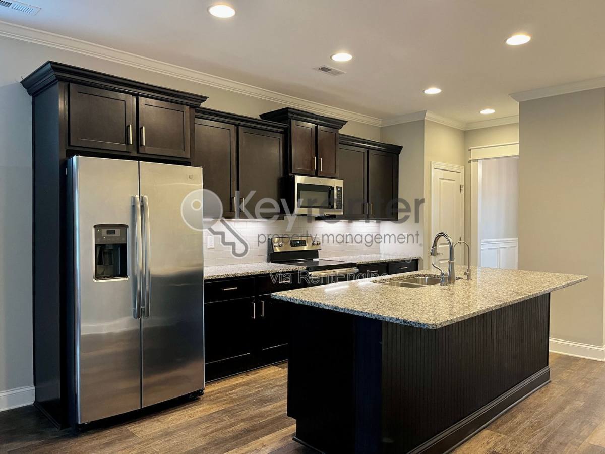 House for rent at 8528 Amberwing Circle, Ooltewah, TN 37363
