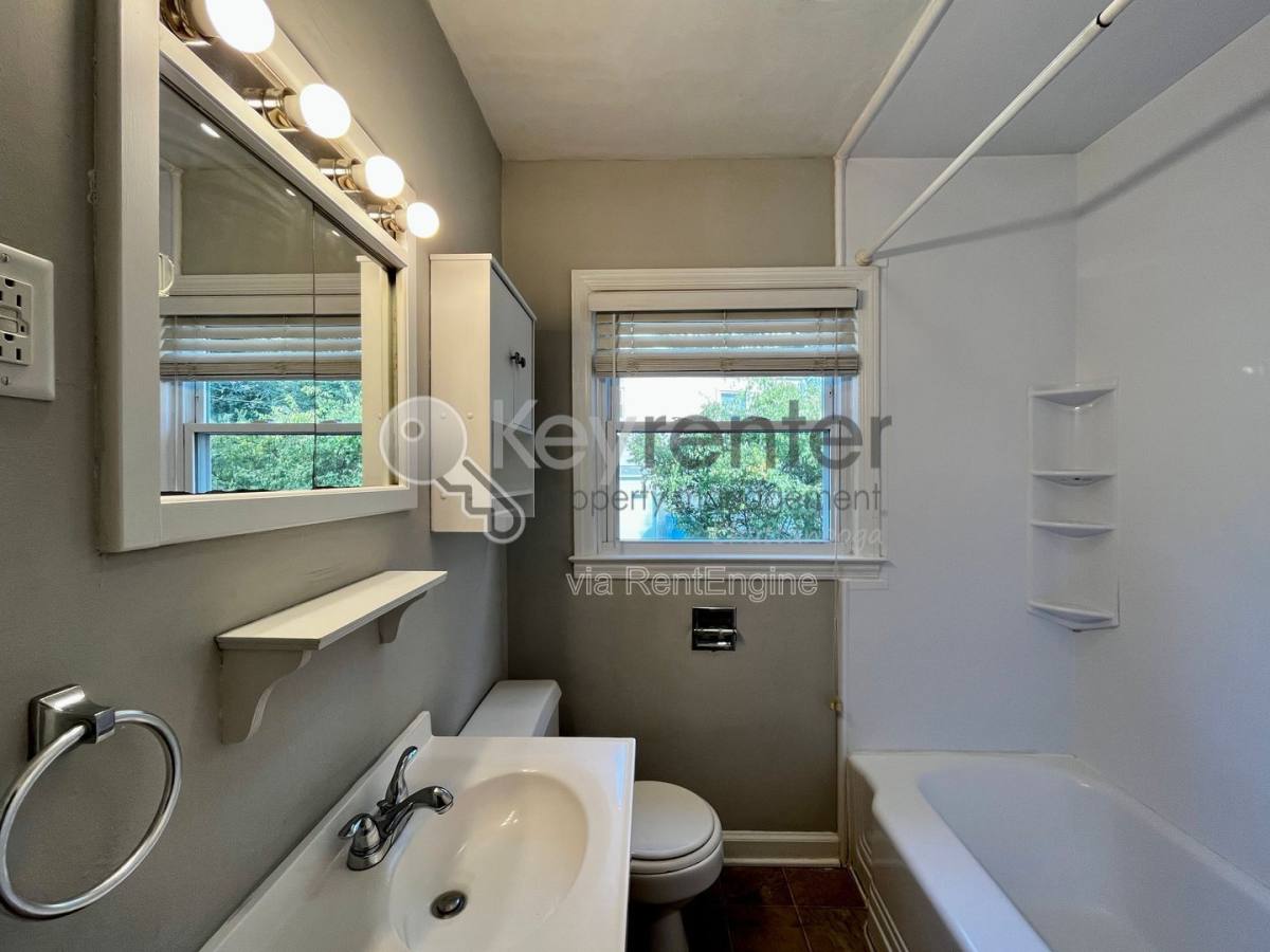 Apartment for rent at 1275 Duane Rd, Chattanooga, TN 37405