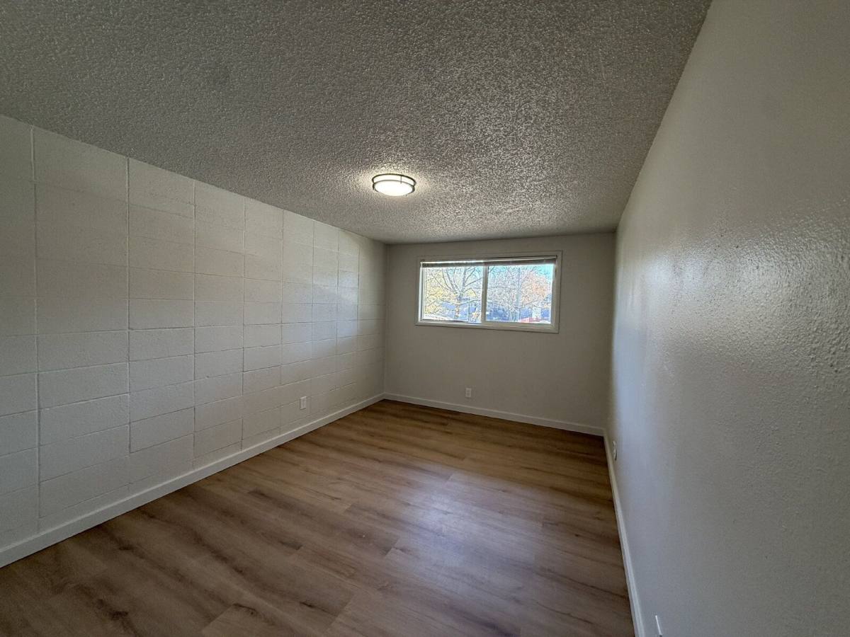 Apartment for rent at 1005 W 7th Ave #5, Eugene, OR 97402