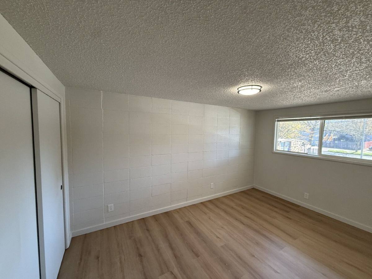 Apartment for rent at 1005 W 7th Ave #5, Eugene, OR 97402
