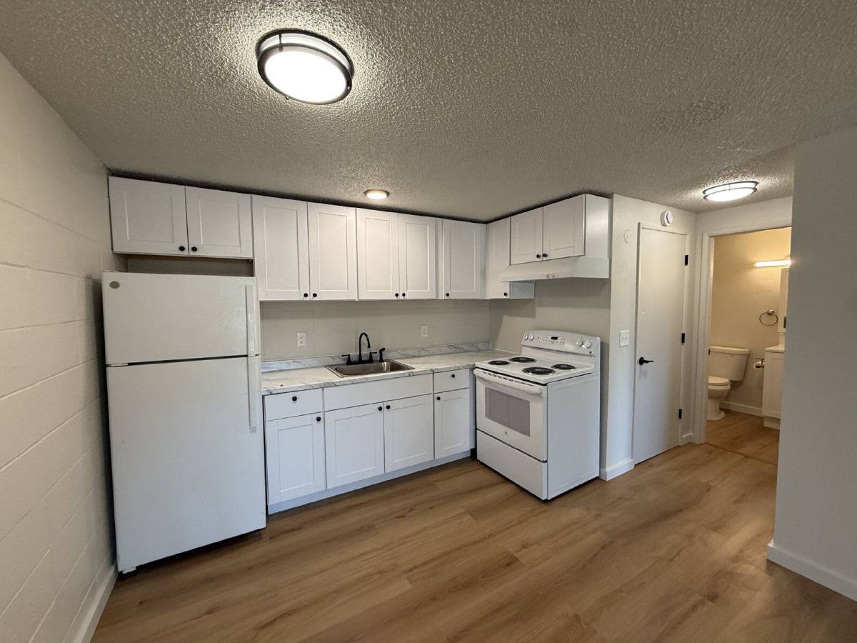 Apartment for rent at 1005 W 7th Ave #5, Eugene, OR 97402