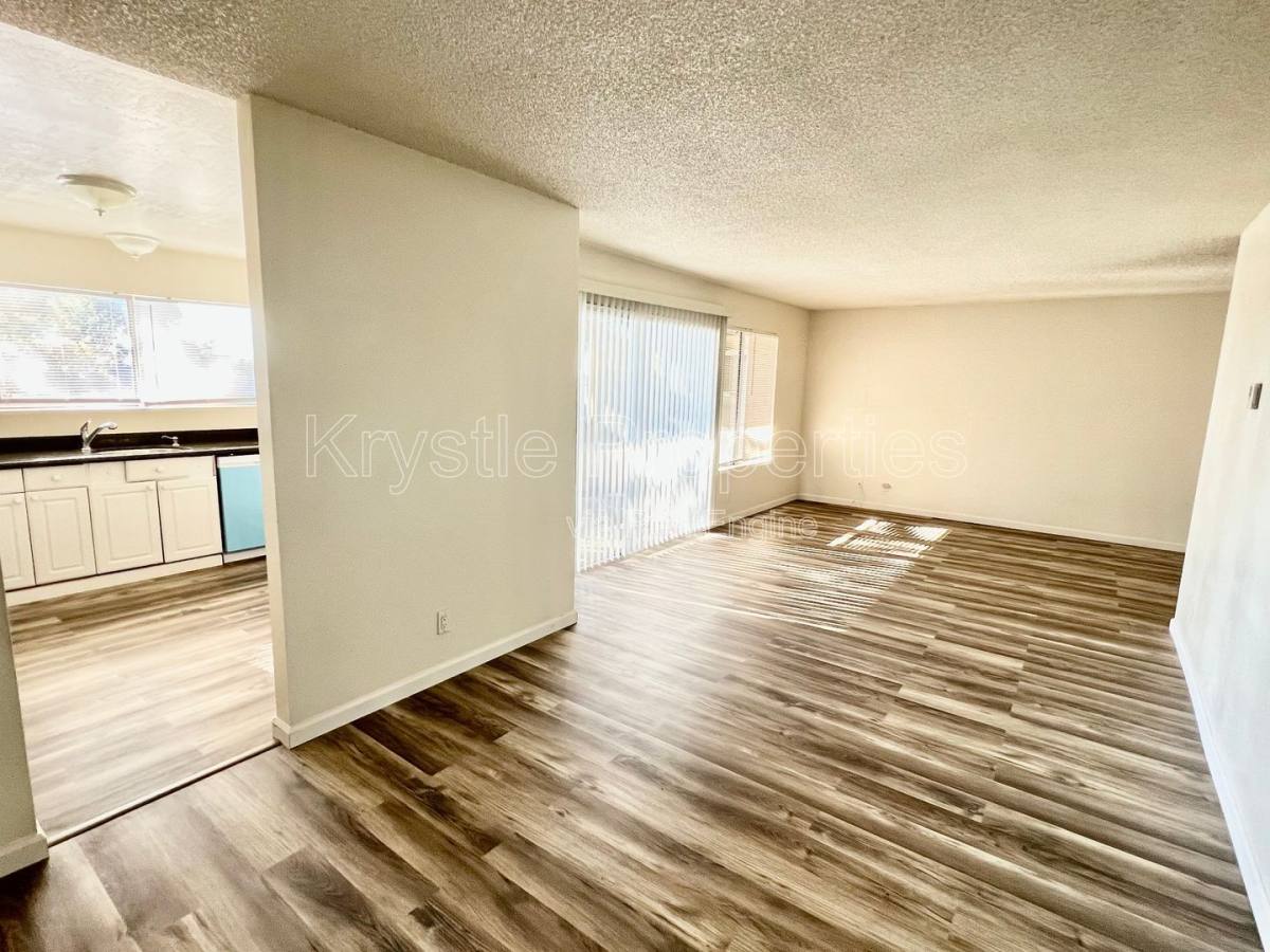 Condo for rent at 355 Parkview Terrace #H5, Vallejo, CA 94589