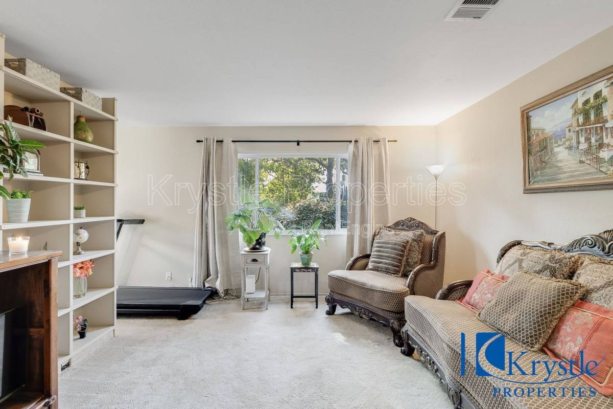 Condo for rent at 138 Warwick Dr #86, Benicia, CA 94510