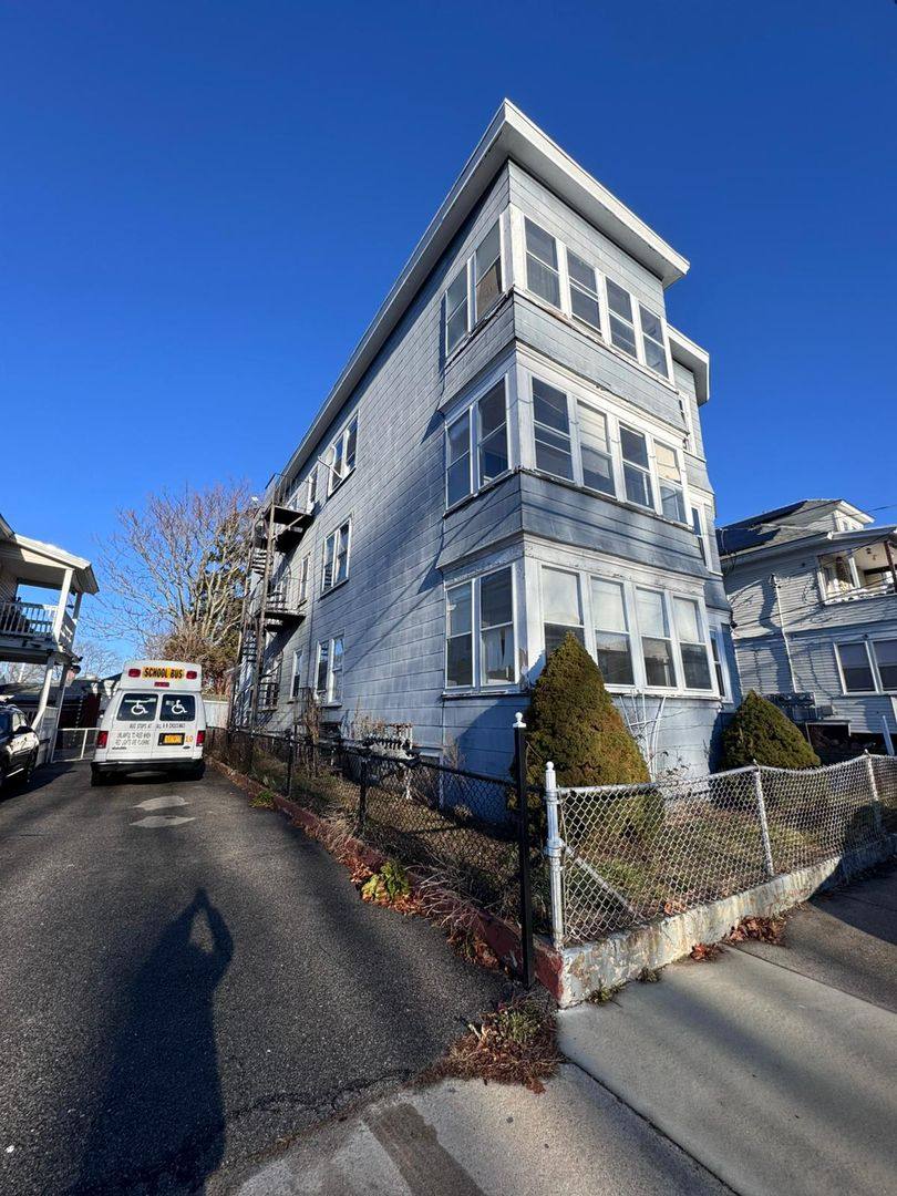 Apartment for rent at 79-81 Hawley St, Lawrence, MA 01843