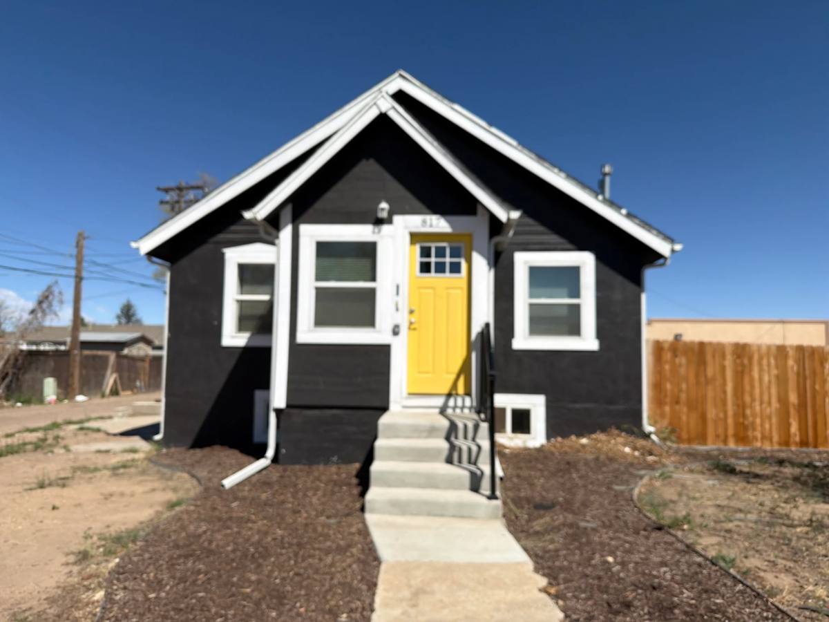 Apartment for rent at 817 1st St #A, Greeley, CO 80631