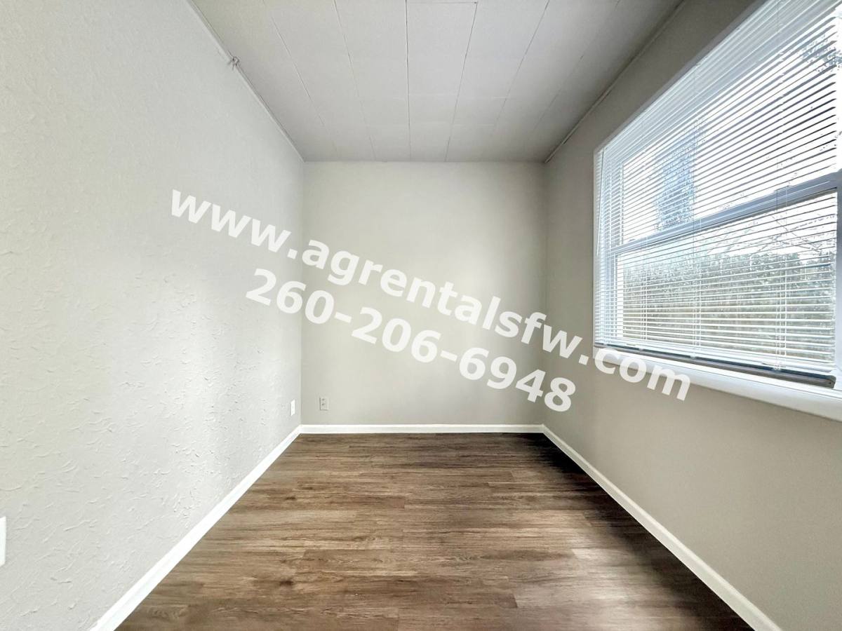House for rent at 1322 Fay Dr, Fort Wayne, IN 46807