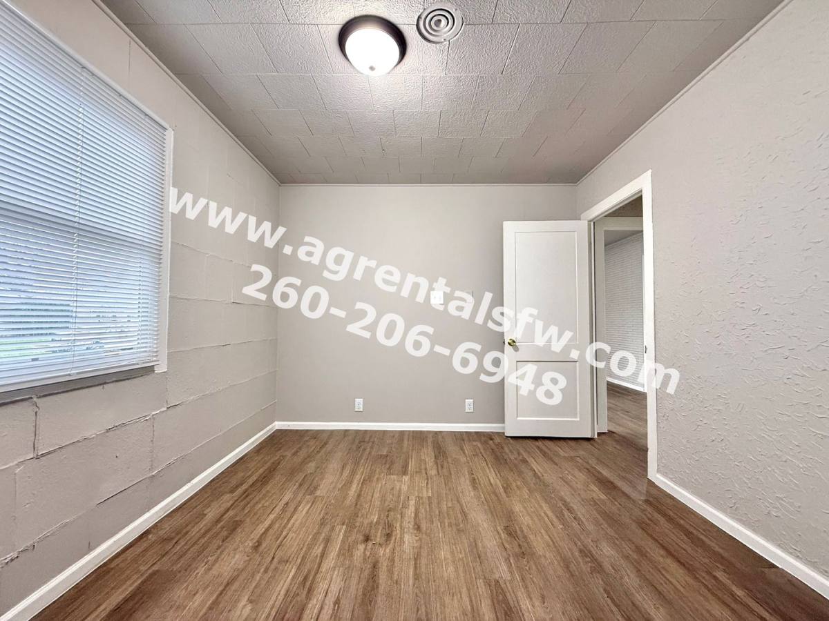 House for rent at 1322 Fay Dr, Fort Wayne, IN 46807