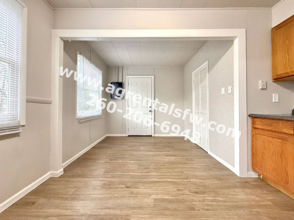 House for rent at 1322 Fay Dr, Fort Wayne, IN 46807