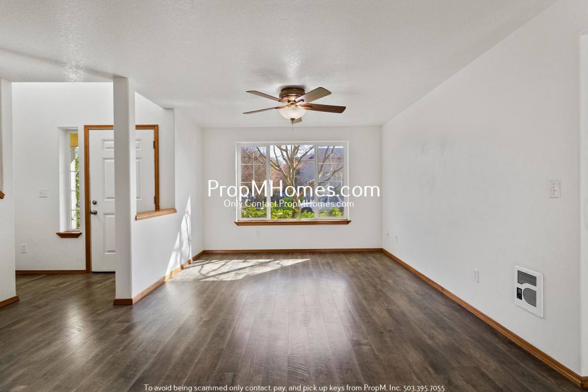 House for rent at 2203 Sam Parrett Dr, Newberg, OR 97132