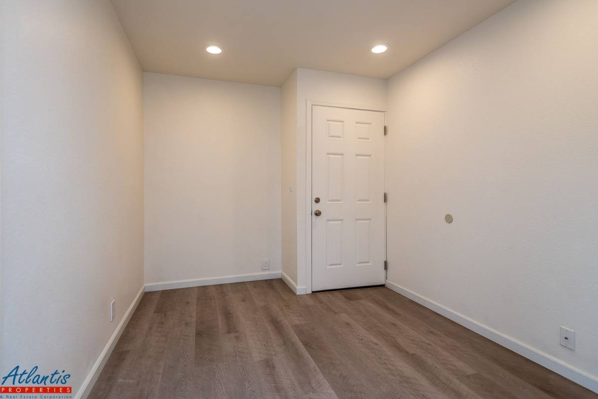 Apartment for rent at 123 Bixby St, Santa Cruz, CA 95060