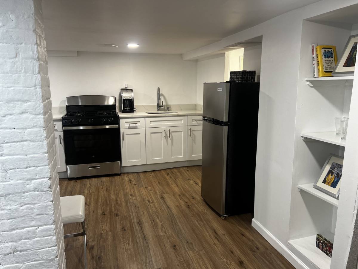 Apartment for rent at 42 Lincoln St, Fairview, NJ 07022