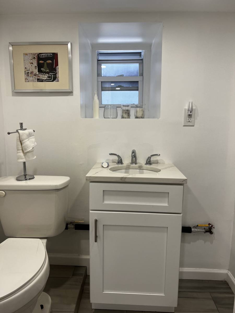 Apartment for rent at 42 Lincoln St, Fairview, NJ 07022