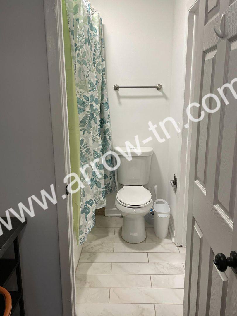 Condo for rent at 515 Basswood Ave, Nashville, TN 37209