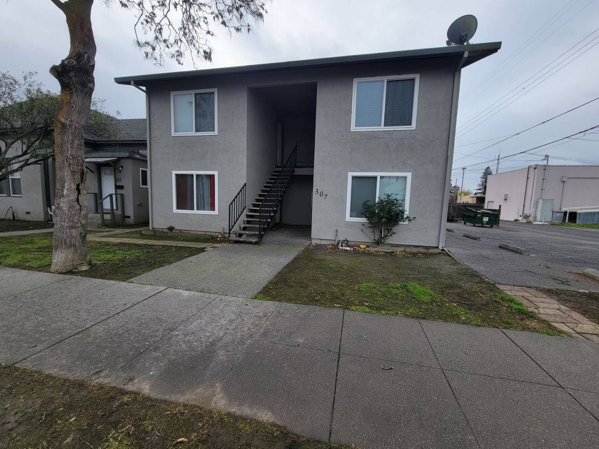 Apartment for rent at 307 Colusa St, Orland, CA 95963