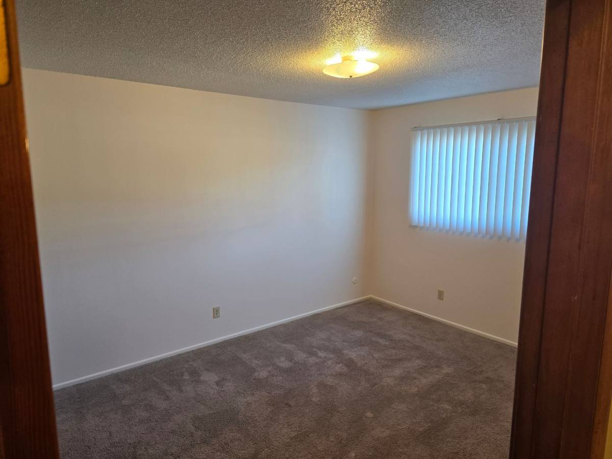 Apartment for rent at 11275 SE 27th Ave, Portland, OR 97222