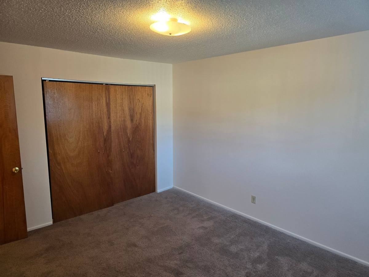 Apartment for rent at 11275 SE 27th Ave, Portland, OR 97222
