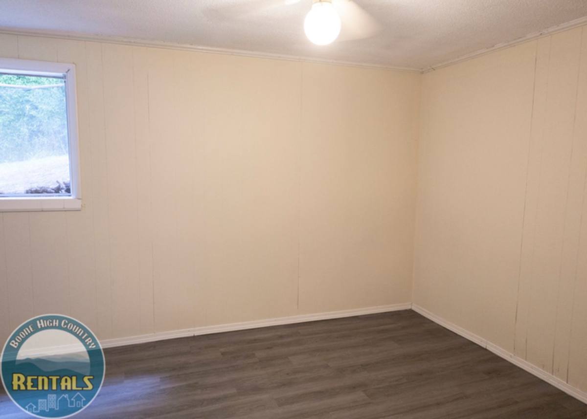 Apartment for rent at 160 Evening Shade Dr, Boone, NC 28607