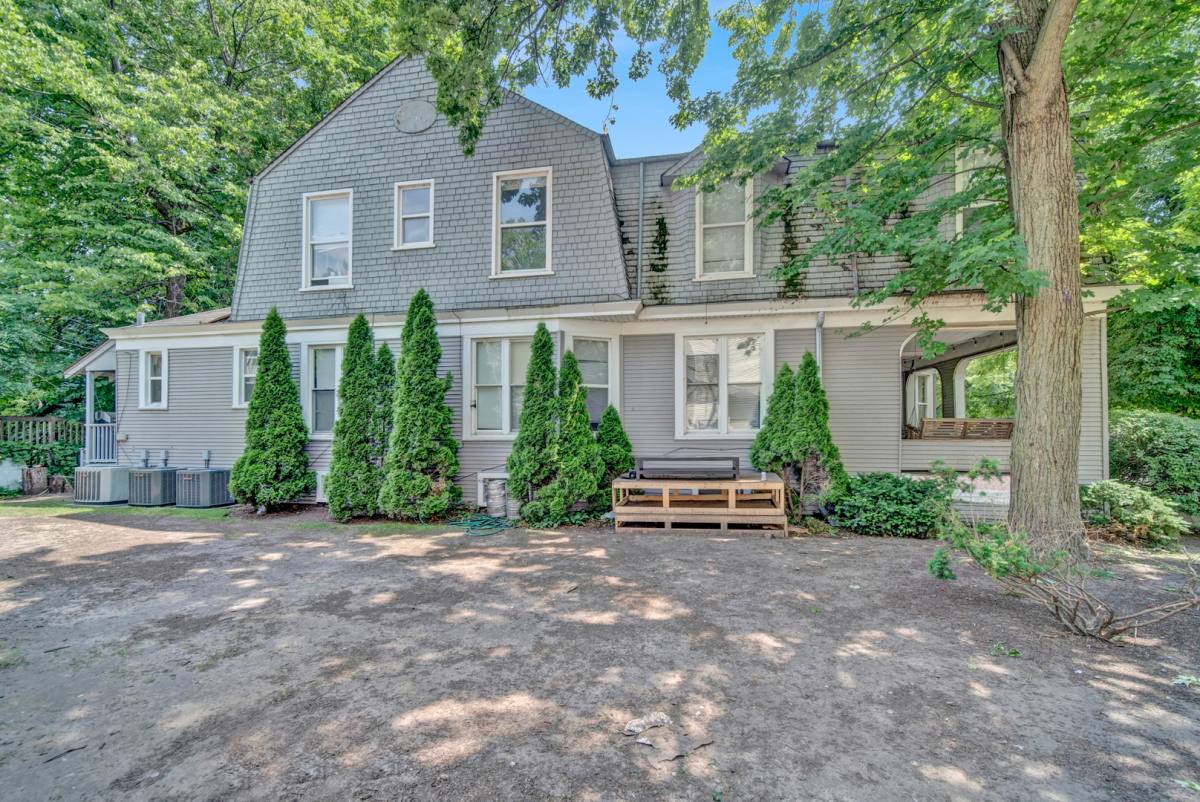 Apartment for rent at 909 Gaffield Place, Evanston, IL 60201