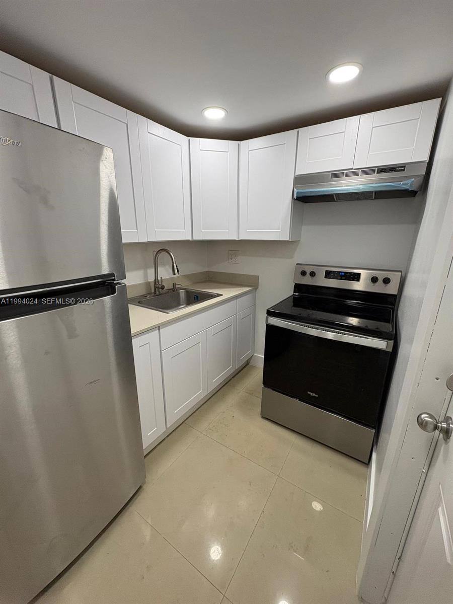 Condo for rent at 101 SE 6th Ave #8, Pompano Beach, FL 33060