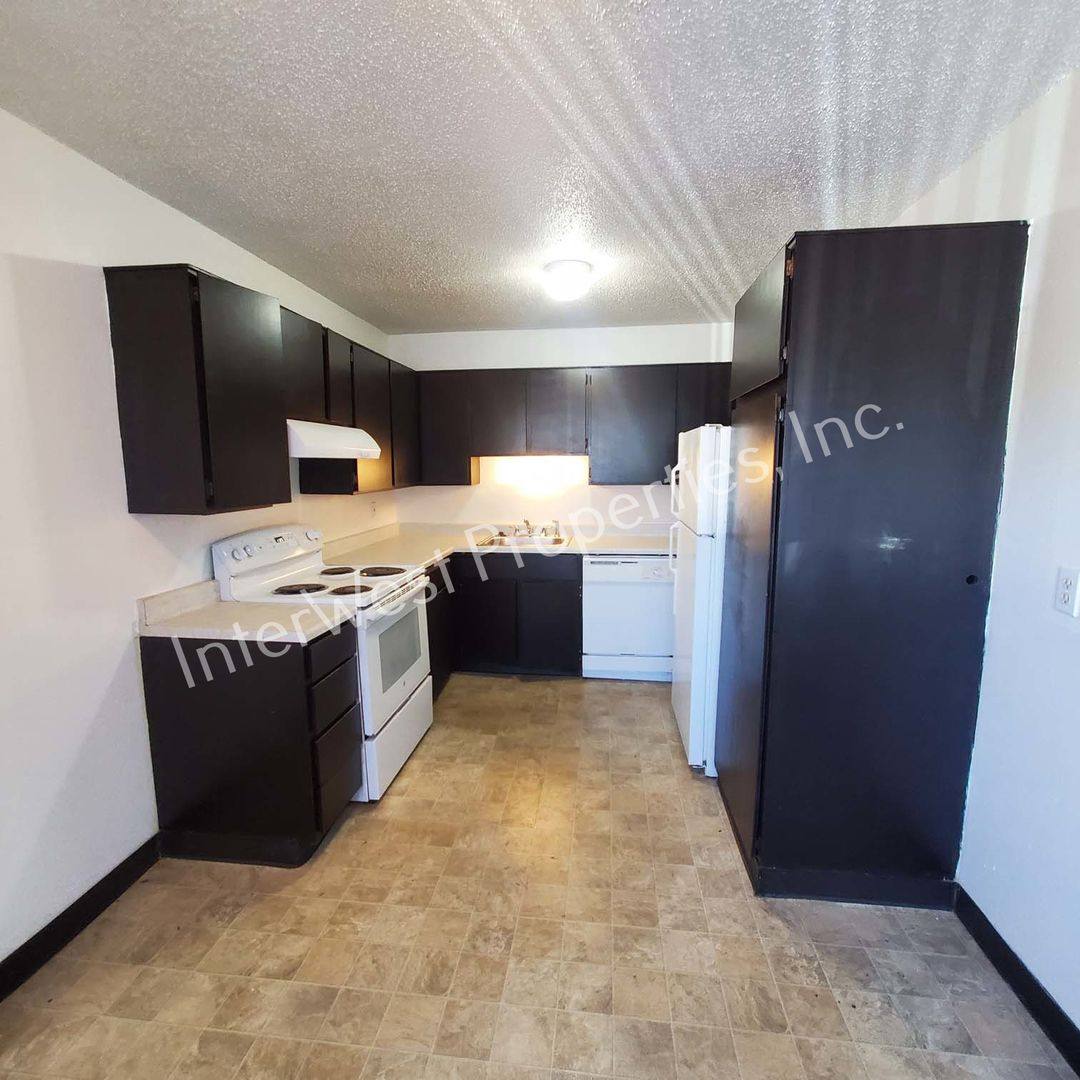 Apartment for rent at 11706 E Burnside St, Portland, OR 97216
