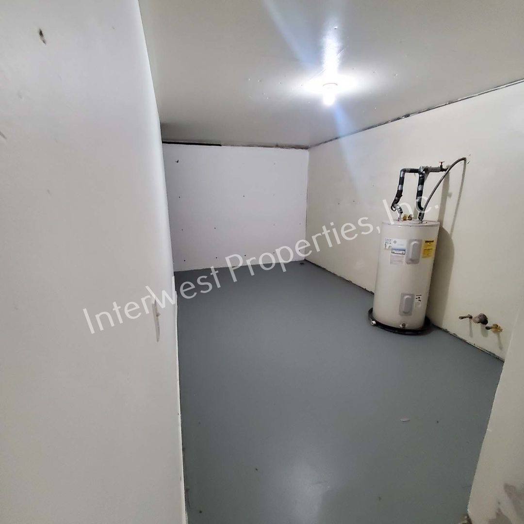 Apartment for rent at 11706 E Burnside St, Portland, OR 97216
