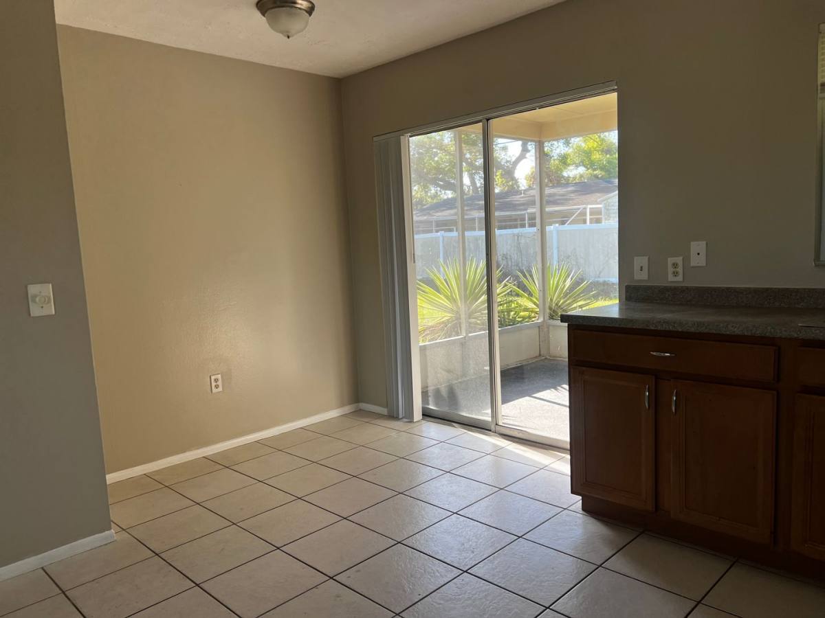 House for rent at 558 Briarwood Rd, Venice, FL 34293