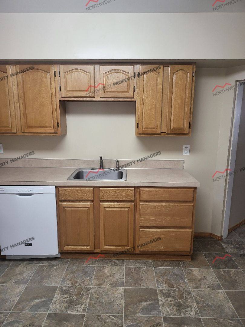 House for rent at 848 NW Maryland Ave, Chehalis, WA 98532