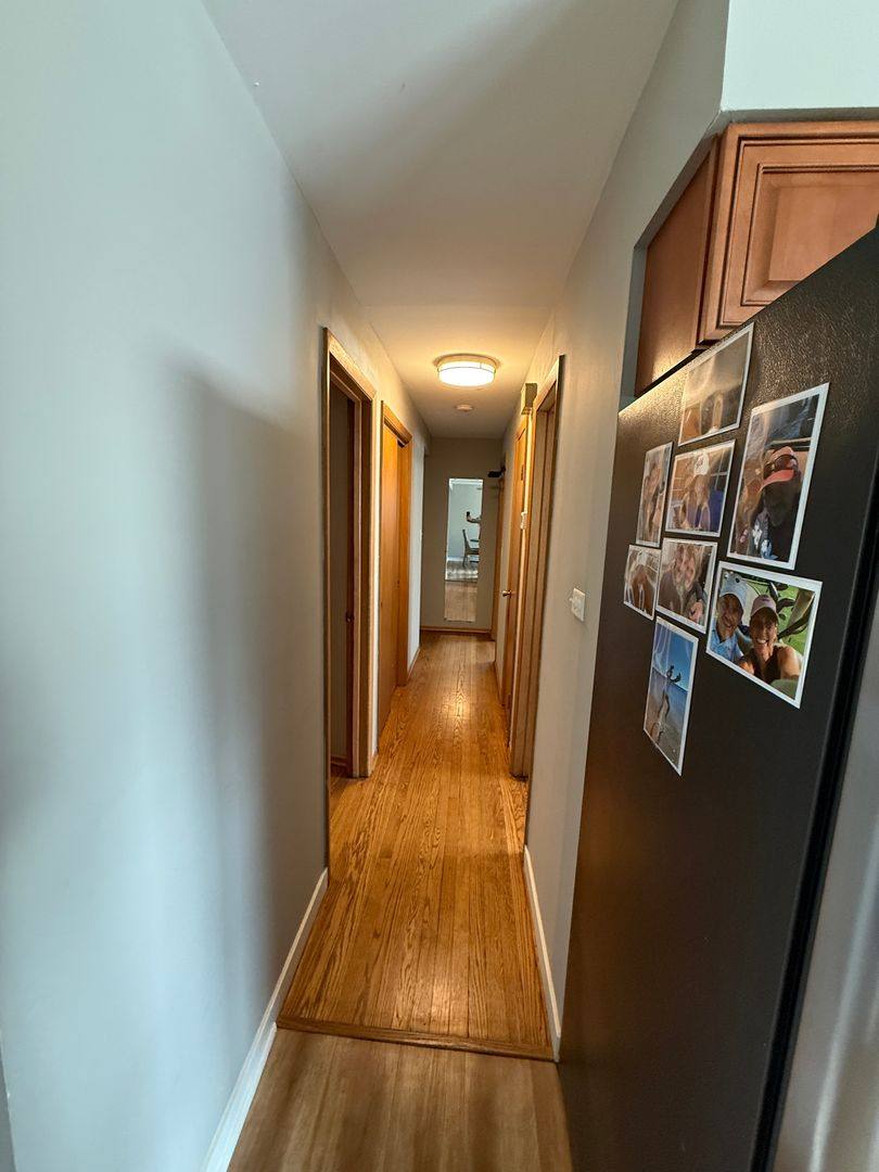 Apartment for rent at 13 Scotdale Rd, La Grange Park, IL 60526