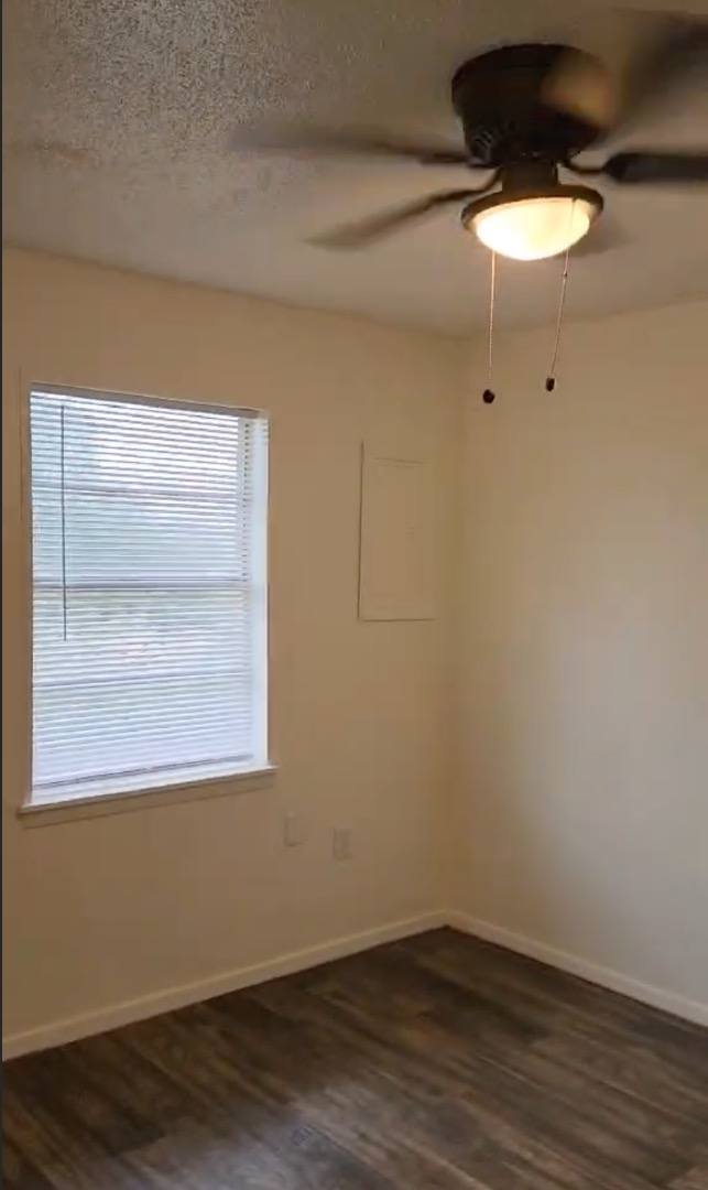Apartment for rent at 103 N Brookwood St #10, Idabel, OK 74745