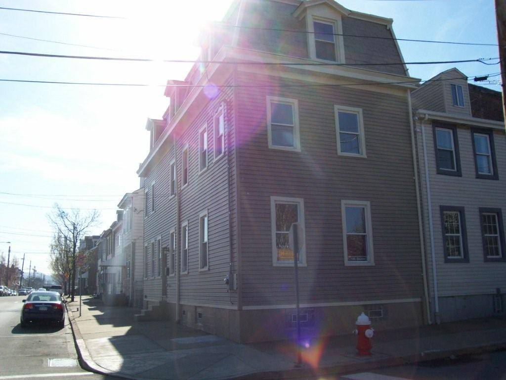House for rent at 1802 Wharton St, Pittsburgh, PA 15203