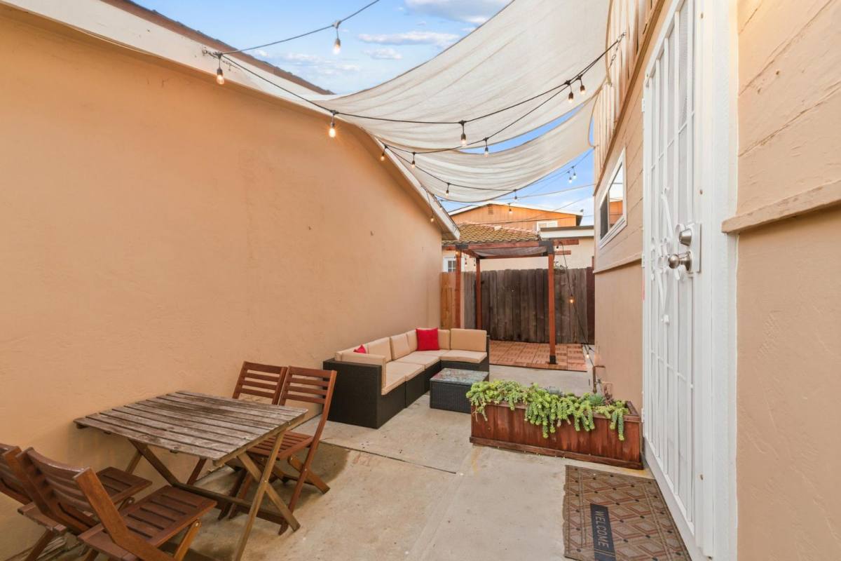 Condo for rent at 1818 Diamond St, San Diego, CA 92109