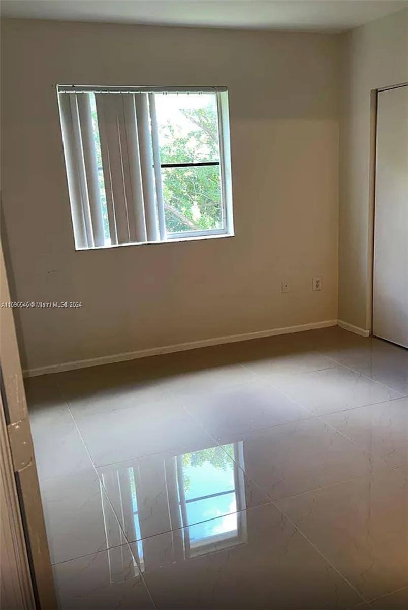Townhouse for rent at 17331 NW 7th Ave, Miami, FL 33169