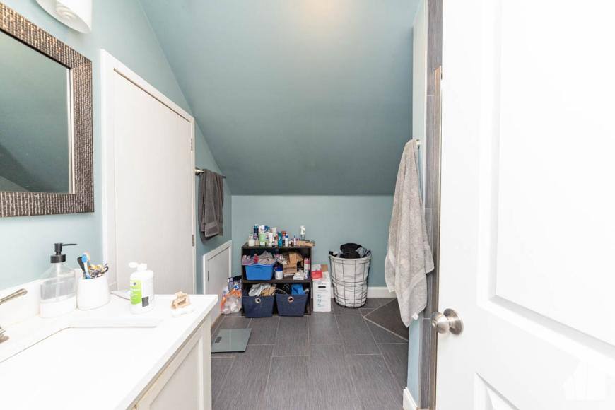 Apartment for rent at 848 N Wood #3, Chicago, IL 60622