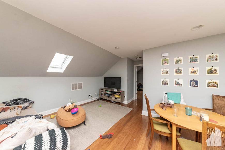 Apartment for rent at 848 N Wood #3, Chicago, IL 60622