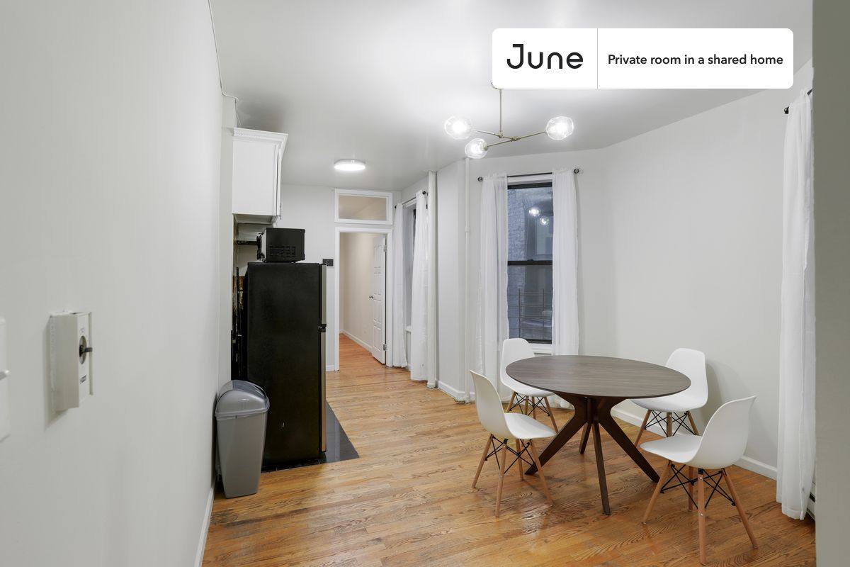 Apartment for rent at 136 W 109th St #B, New York, NY 10025