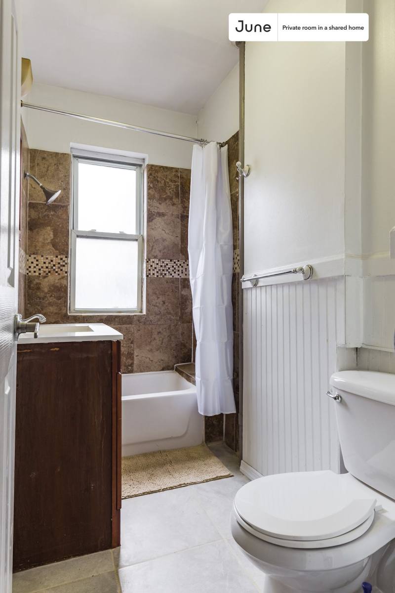 Apartment for rent at 174 W 137th St #C, New York, NY 10030