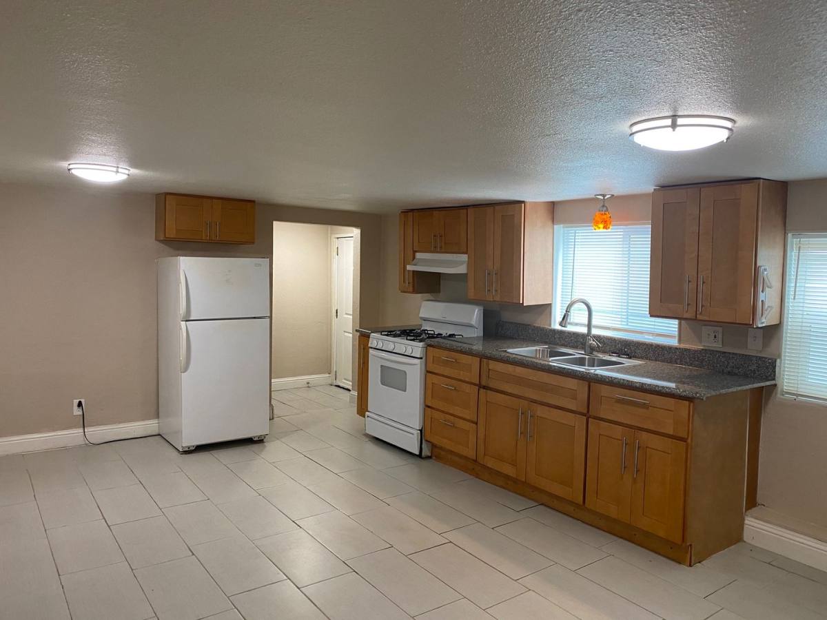 Apartment for rent at 1052 48th St, Emeryville, CA 94608