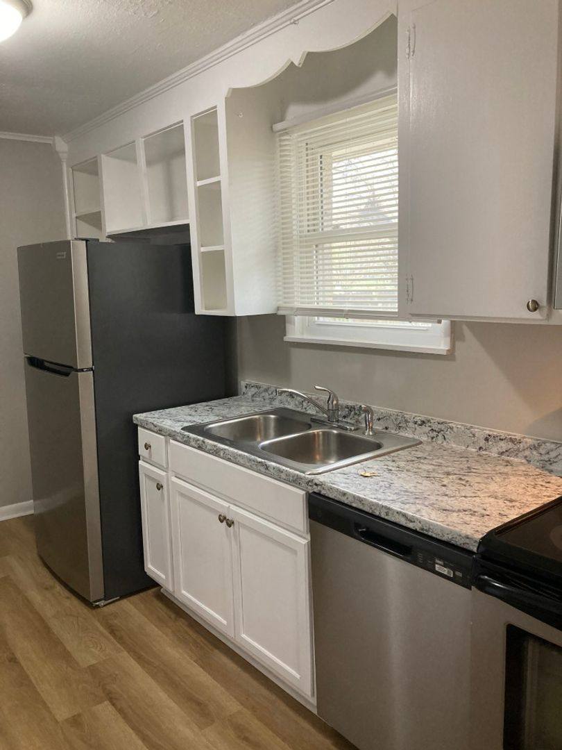 House for rent at 1015 B 43rd Ave, Nashville, TN 37209