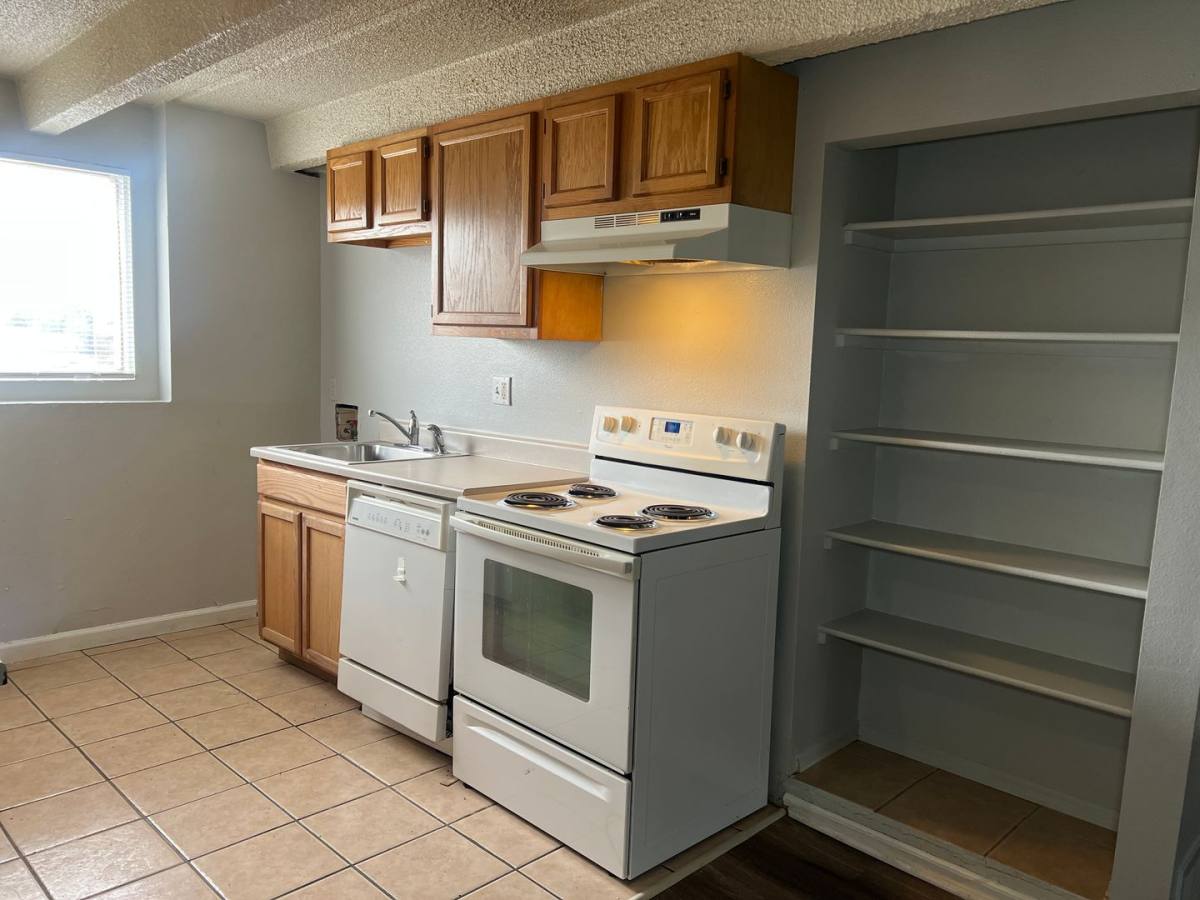 Apartment for rent at 1180 Yosemite St, Denver, CO 80220